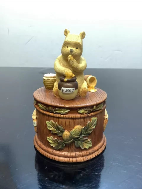 DISNEY CLASSIC WINNIE The Pooh Border Fine Arts Rare A2422 Pooh With