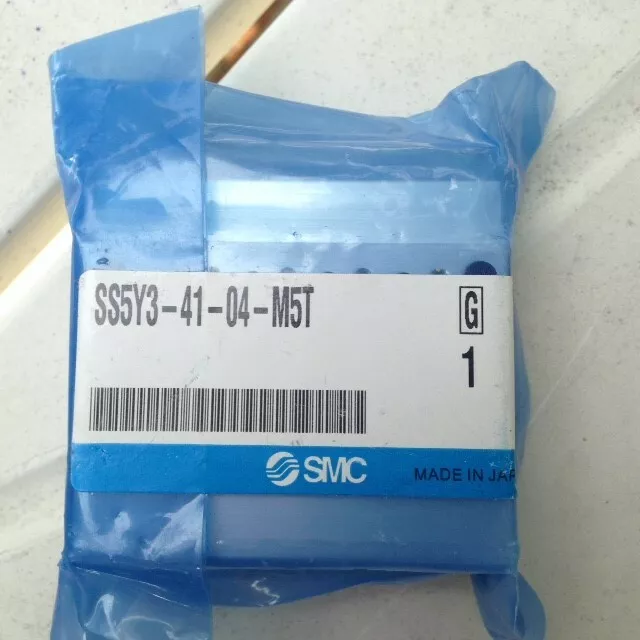 SMC SS5Y3-41-04-M5T 4-Station Manifold Block Base New in factory packaging $50