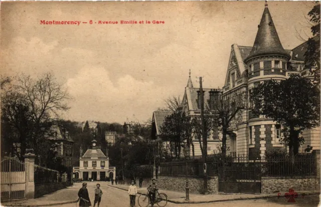 CPA MONTMORENCY - Avenue Emilie et la Gare (380463)