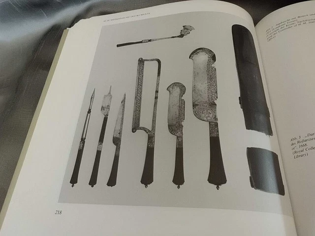 Alte medizinische Instrumente 9