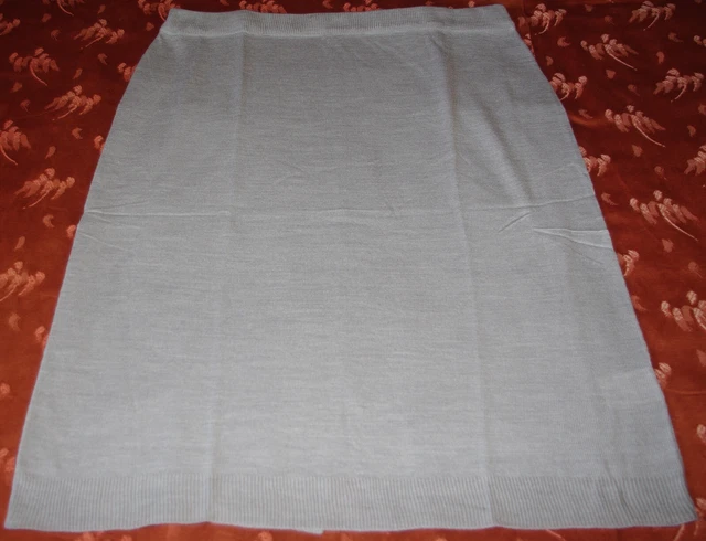 Jupe droite blanche porte shop