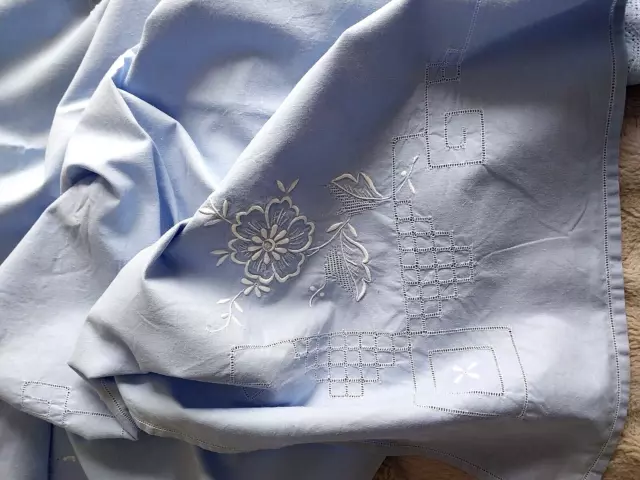 Vintage Tablecloth + 10 Napkins Square Blue/White Cotton/ Linen Embroidery