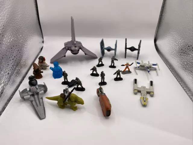 Star Wars Mini Figure Lot of 20 Figurines  Tie Fighter X Wing Etc Hasbro