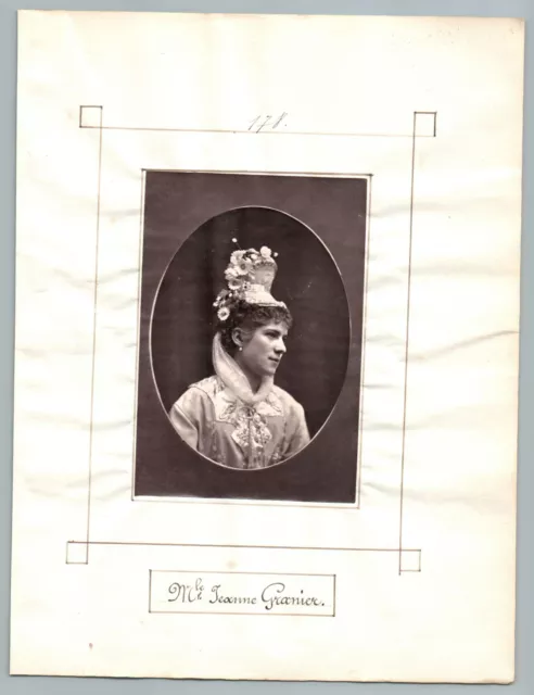 France, Théâtre, Mlle Jeanne Granier  Vintage print.  Phototypie  8,5x12,5