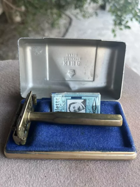 Antique Gillette King Razor W/ Case And Blades