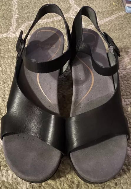 Dansko Tasha Womens Sz EU 39 Shoes Black Leather Ankle Strap Heeled Sandals