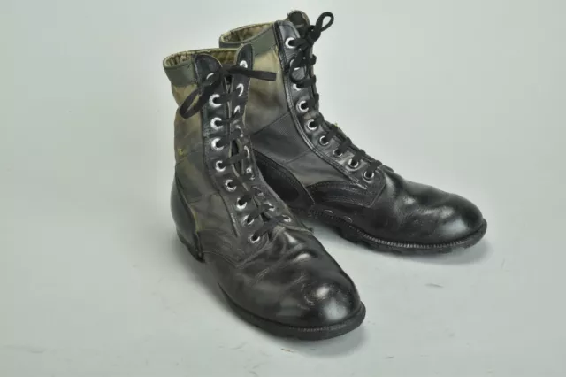 Commando's Jungle Boots. British Military 1970s size 9 Combat Footwear. TMF