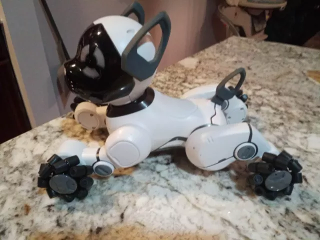 WOWWEE CHIP INTERACTIVE ROBOTIC DOG PUPPY(Only Dog)