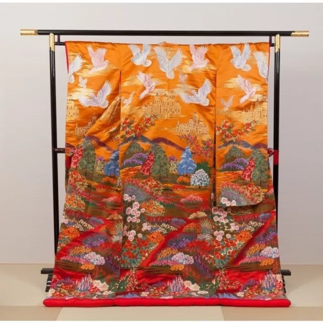 Japanese Kimono Uchikake Luxurious Wedding Pure Silk grandesiones japan