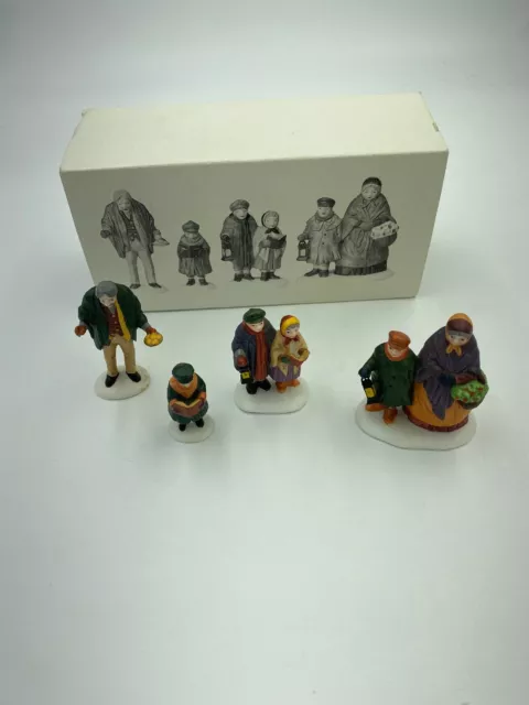 Caroler's On the Doorstep 55700 Department 56  Herritage Village Accessory