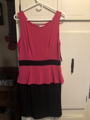 NWT Womens Studio AA Sleeveless Dress - Fushia & Black-10
