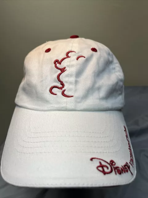 Walt Disney World Mickey Mouse Vacation Club MEMBER White Hat Strap Back