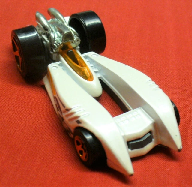 HOT WHEELS-1/64 White Diecast-Duel Fueler Car #22-LN-Thailand