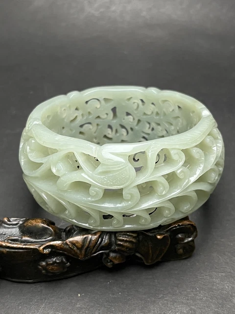 Chinese Exquisite Handmade Hollow Flowers and Bird carving Hetian Jade Bangle