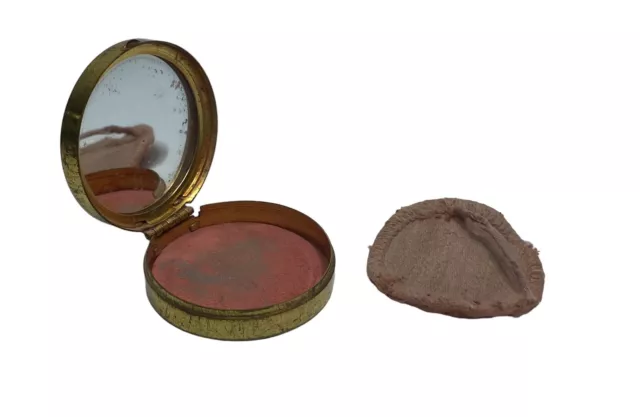 Richard Hudnut Art Deco Rouge Compact Three Flowers Puff Mirror 1930s Brass Vtg Richard Hudnut Art Deco Rouge Compact Three Flowers Puff Mirror 1930s Brass Vtg