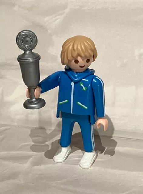 Playmobil 5203 Figures Boys 1 SPORTLER Jogger in Puma-Trainingsanzug Champion