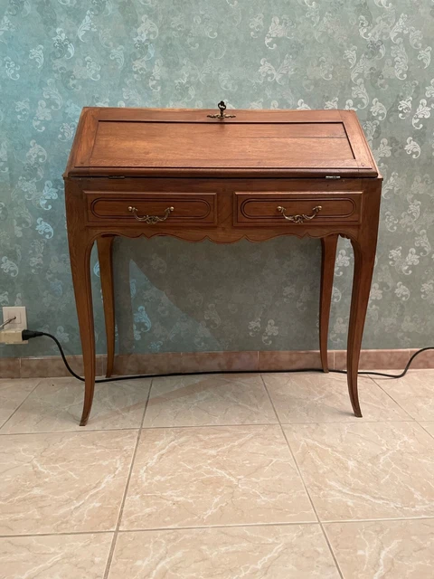Bureau en acajou et toile de jute de style colonial britannique En