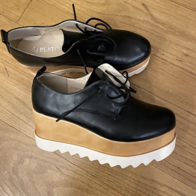RARE UNIQUE BLACK Leather European Platform Ladies Shoes Sz 7 MINT $35. ...