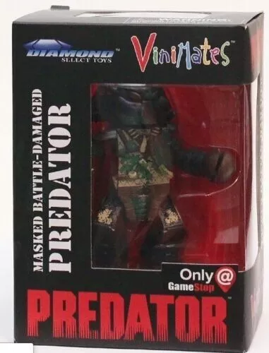 Diamond Select Toys Vinimates Masked Battle Damaged Predator Gamestop Exclusive