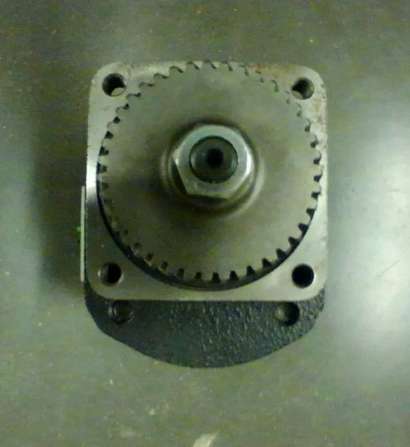 Bandit Chipper 900-3925-35 Hydraulic Pump  (LAST ONE)