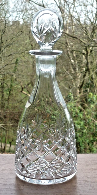 "Decantador de vino de cristal inglés de colección Thomas Webb cortado a mano. Cruz entrecruzada y ventilador de 11"