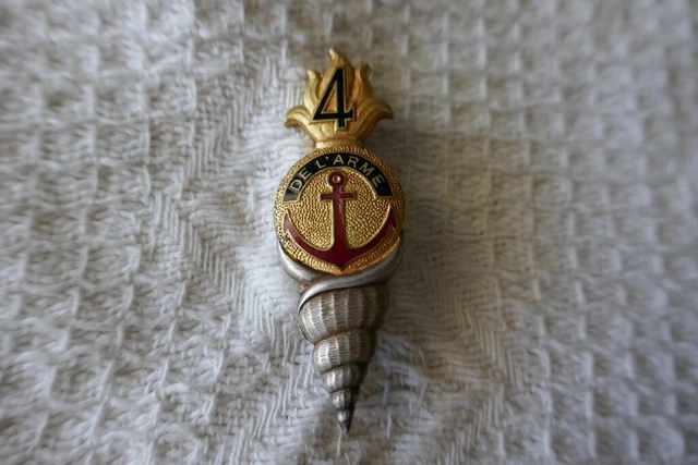 Navy Rac MILITARY INSIGNIA OF the 4th RAC Colonial Artillery Regiment Weapon ...
