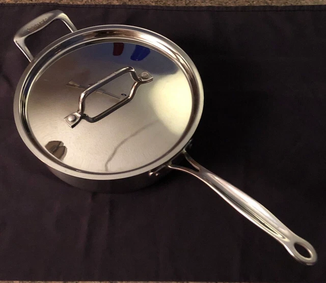 Cuisinart MCP33-24H MultiClad 10-Inch Pro Skillet with Helper Handle & Cover Cuisinart MCP33-24H MultiClad 10-Inch Pro Skillet with Helper Handle & Cover