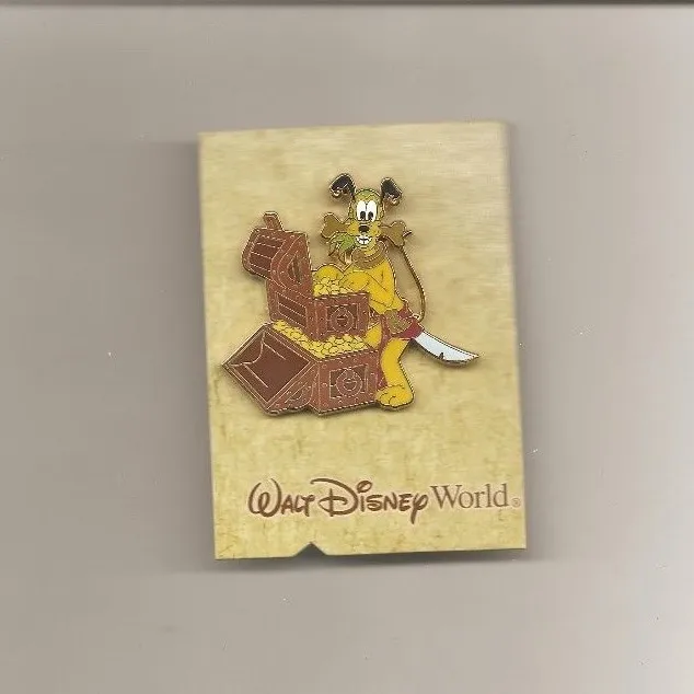 Pirates of the Caribbean - Booster Collection (Pluto Only) Pin