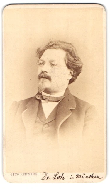 Fotografie Otto Reitmayer, München, Kaufingerstr. 9, Portrait Dr. Loh in Münche