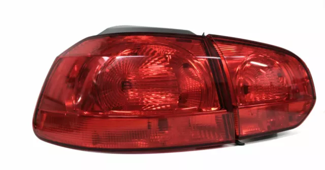 Feux arrière teintés à LED look R Golf 8 - Accessoires Volkswagen