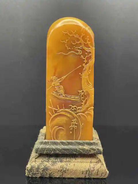 Chinese Natural Shoushan Stone Hand-carved Exquisite landscape Figure Seal 2626