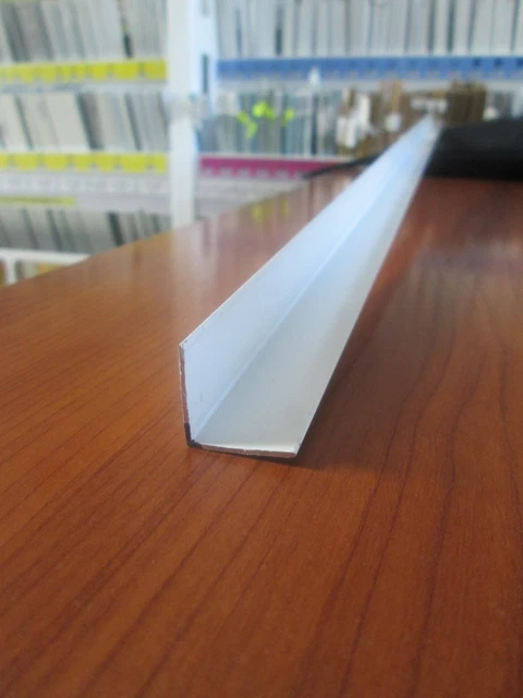 Profili In Pvc Bianco A Doppia U 12x13x12x1 - Da 2 T - Foto 3