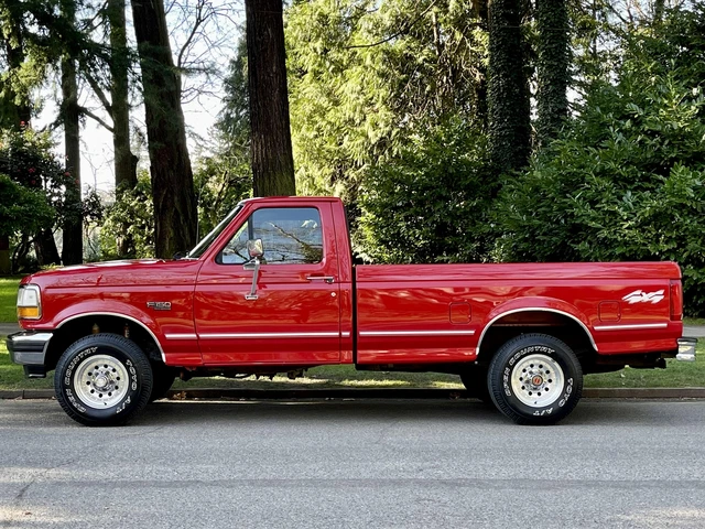 1993 Ford F-150 XLT HD 4X4 V8