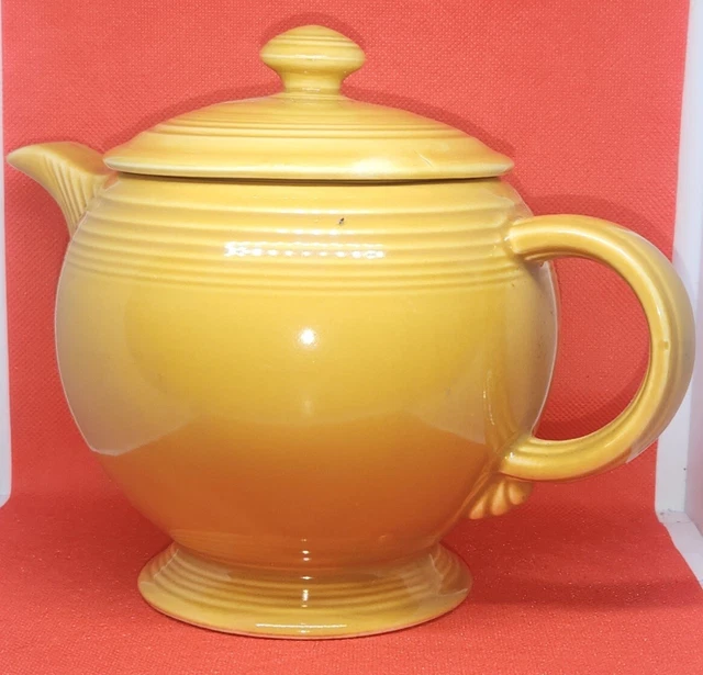 ANTIQUE GOLD VINTAGE Fiesta Ironstone Tea Pot/kettle Tea Server w/ Lid