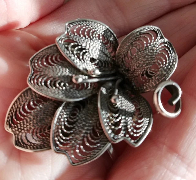 broche ancienne en argent filigrane