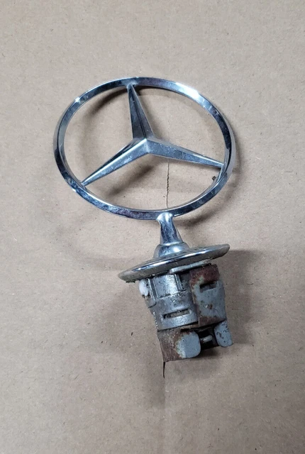 Lettres Insigne Mercedes-Benz Classe A En 3D/2D - Argent/Noir - Adhésif Pour Hayon