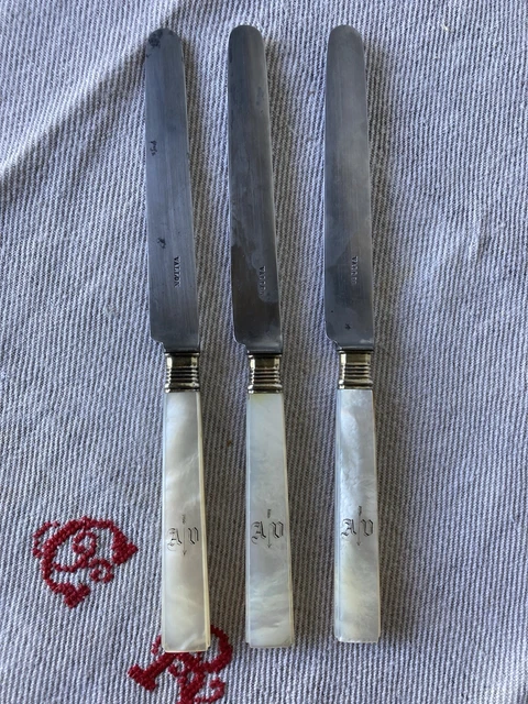 12 couteaux à fruits en vermeil, nacre et or | GSLR Antiques