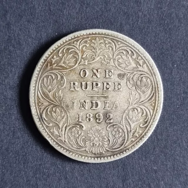 1892 British India Queen Victoria One Rupee KM# 492 QV silver coin