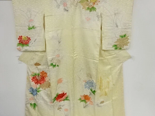 40164# Japanese Kimono / Antique Kimono / Embroidery / Peony