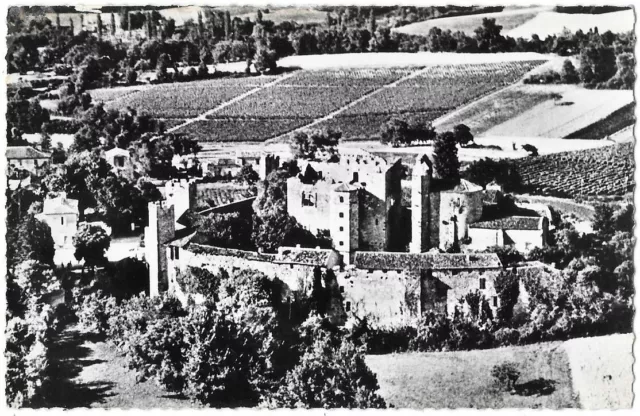 LARRESSINGLE 32(Gers) Vue aérienne du Château CPSM dentelée non circulée ~1950