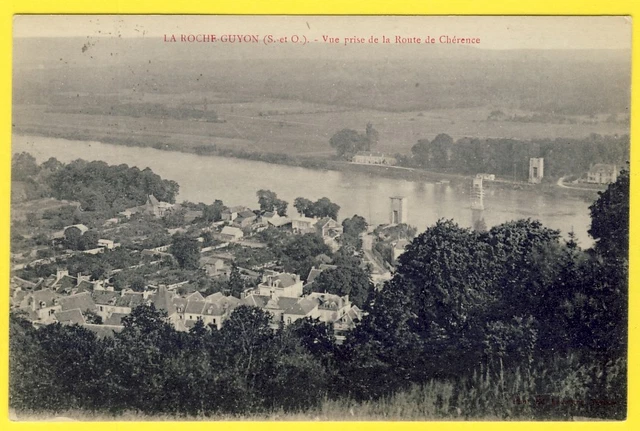 cpa 95 Village de LA ROCHE GUYON (Val d'Oise) Vue prise de la Route de CHÉRENCE