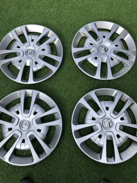 Vauxhall Vivaro Wheel Trims 2020 Genuine Wheel Hub Caps