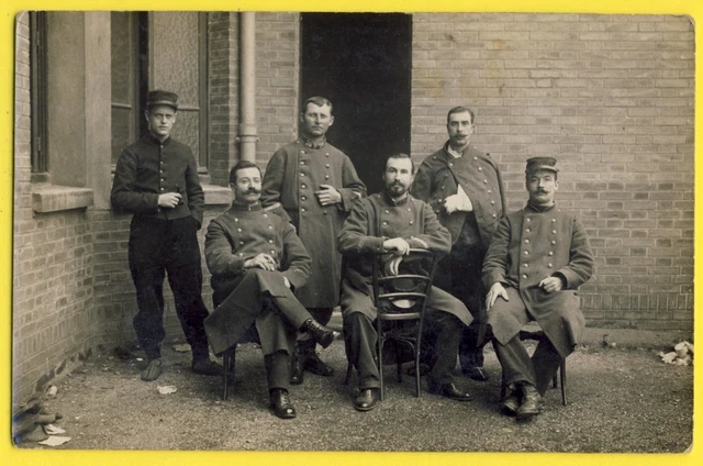 cpa Carte Photo Hôpital MILITAIRES SOLDATS Bléssés 79, 224 et 123 ème Régiment