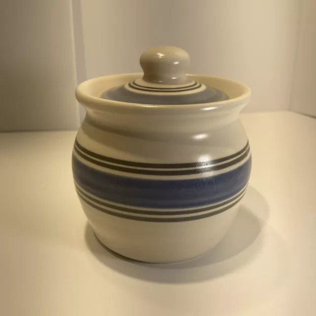 Pfaltzgraff Rio Sugar Bowl with Lid 4 1/2" Blue and White Stoneware Pfaltzgraff Rio Sugar Bowl with Lid 4 1/2" Blue and White Stoneware