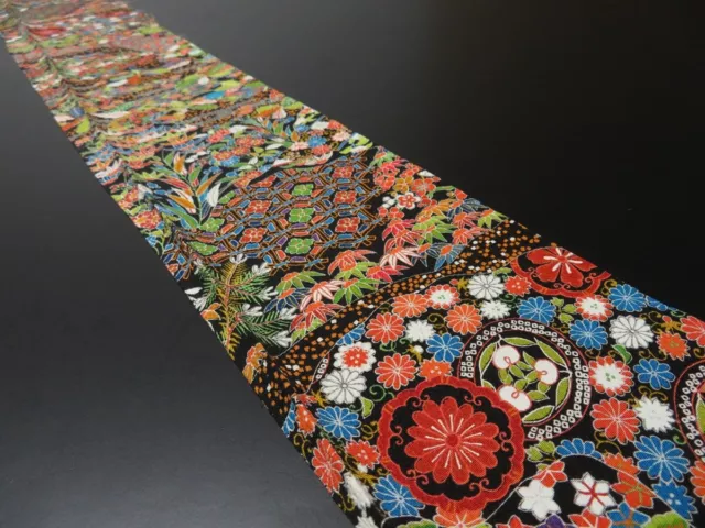 4E07z40 Japanese Kimono Crepe Silk  FABRIC Black Flowers 57.5"