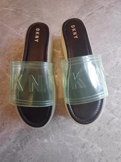 dkny sliders size 5