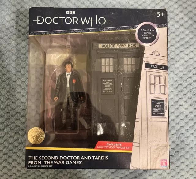 2nd Doctor Who Tardis set the war games second dr RARE NEW character options