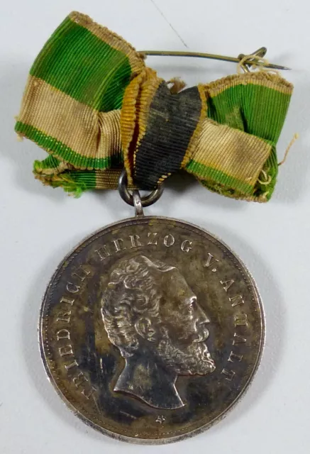 alte Medaille Friedrich Herzog v. Anhalt Bundesschiessen 1888 Bernburg (a144)