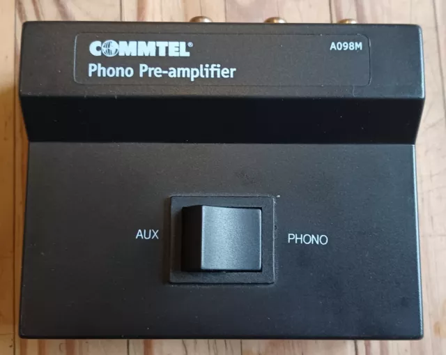 Commtel Phono Pre-amplifier - Battery Opetated & DC9V.