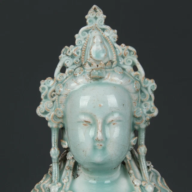 Chinese Antique Hutian Kiln Crackled Glaze Shadowy Blue Porcelain Guanyin Statue 2